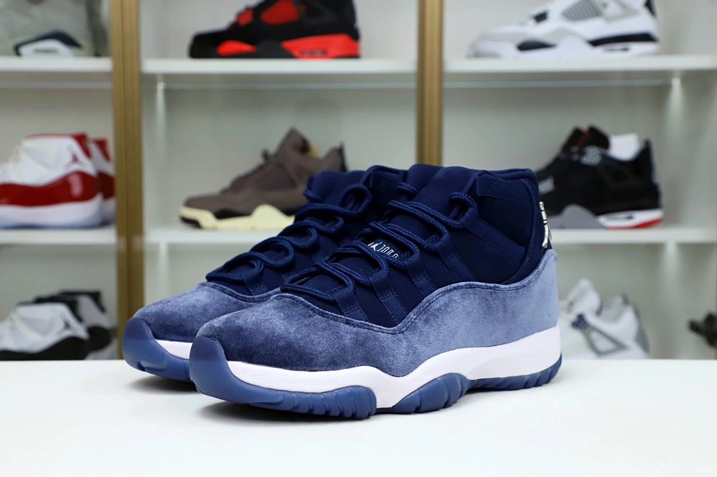 MIDNIGHT RETRO 11 JORDAN NAVY AIR 0115